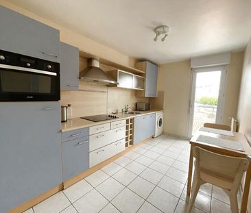 Location Appartement 3 pièces 63m² LA ROCHE SUR YON 85000 - Photo 6