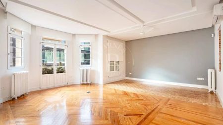 Piso de alquiler en Recoletos - Foto 3