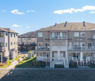 For Lease - 733 Chromite Private Unit# 32, Barrhaven, Ontario - Photo 1