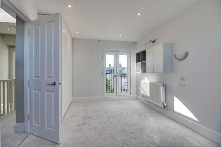 5 Bed Terraced House, William Road, SW19 - Photo 5