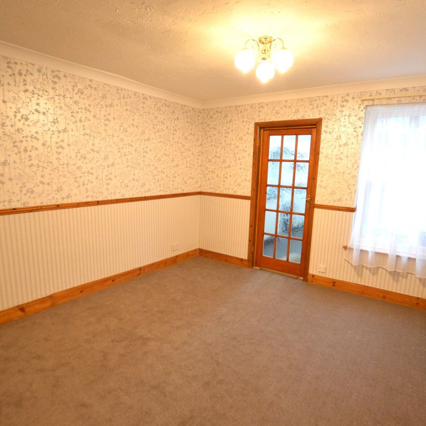 Kent Road, kent, London - Photo 1