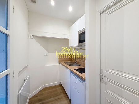 Location Appartement 1 pièce 21m² - Photo 2