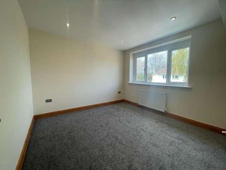 Somerset Road, Eccles, M30 - Photo 2