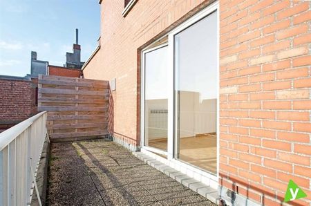 Gezellig appartement te huur in het centrum van Eeklo! - Foto 2