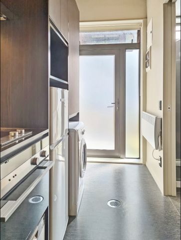 Welcome to Sharella Living - Photo 3