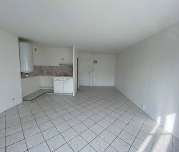 Location Appartement 1 pièce 31m² - Photo 4