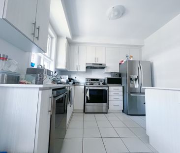 For Lease - 68 Chicago Lane, Markham, Ontario - Photo 3