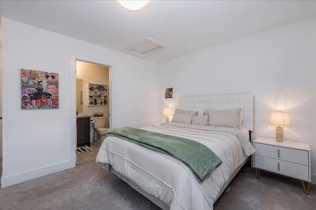 For Lease - 49 Hay Lane, Barrie, Ontario - Photo 4