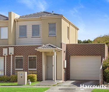 Charming Townhouse in Vibrant Dandenong - Photo 3