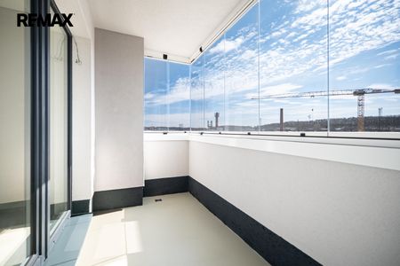 Pronájem bytu 1+kk a garsoniéry 29 m², Poděbradská 1067, Praha - Фото 2