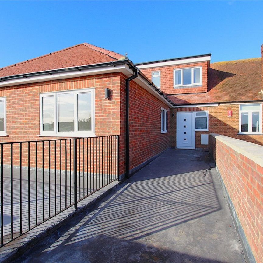 Eastwood Road North, Leigh-on-Sea, Essex, SS9 - Photo 1