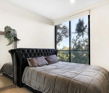 RESORT STYLE LIVING - ONE BEDROOM GEM! - Photo 4