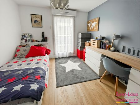 Appartement Poissy centre ville 4 pièces avec balcon et 3 chambres, - Photo 2
