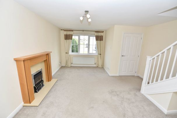 8 Kingfisher Road, AB51 6AH, Inverurie - Photo 1