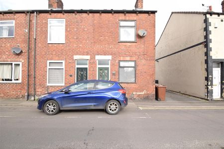 Princess Street, Normanton - Photo 4