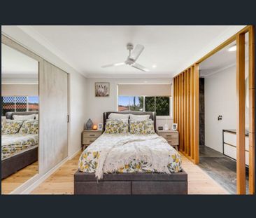 19 Skehan Street, Centenary Heights, Qld 4350 - Photo 4