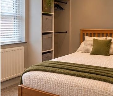 6 Bed Terraced House, Arundel Avenue, L17 - Photo 4