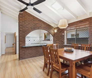 Spacious Family Home - Photo 6