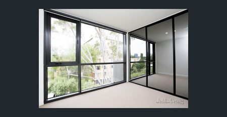 Luxury Living - Photo 2