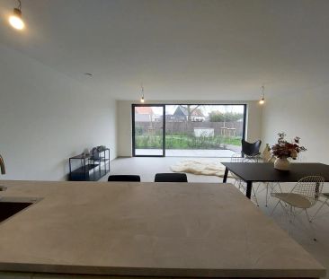 Gelijkvloers Nieuwbouwappartement met 2 slaapkamers - Photo 2