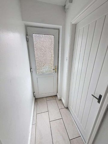 Congleton Road, Talke, Stoke-on-trent, ST7 - Photo 3