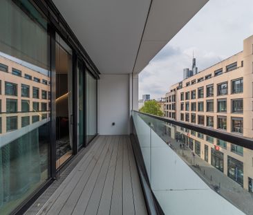 City-Residence: Frankfurt City: Exklusive 2-Zimmer-Wohnung mit Balk... - Foto 1