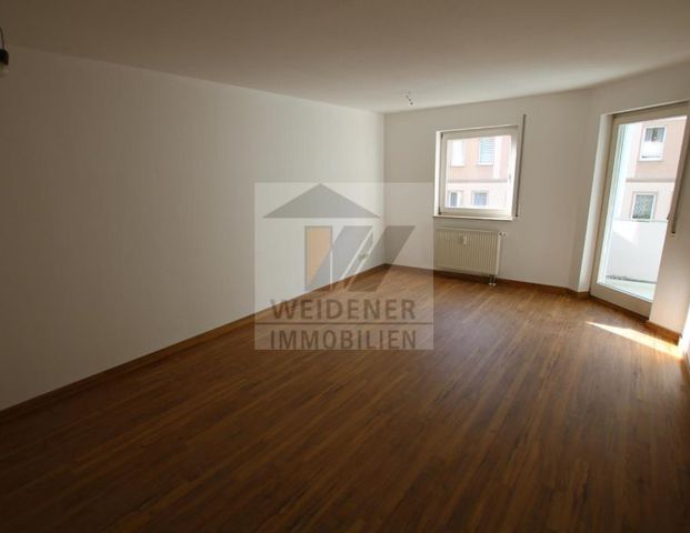 Wohnfreundliche 3-Raum-Wohnung mit Balkon und Tiefgaragenstellplatz! - Foto 1