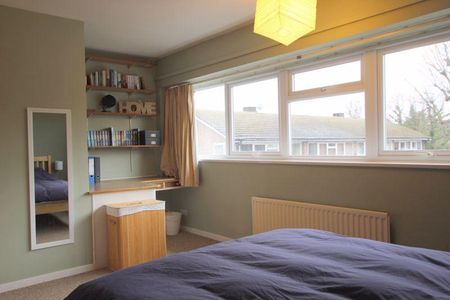 2 bedroom maisonette to rent - Photo 5