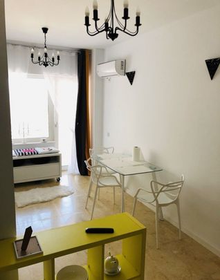 Apartment 2 rooms for rent Royal Town Copou - Photo 1