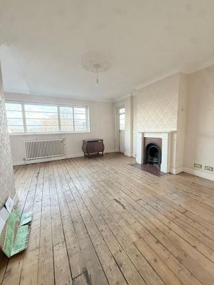 2 Bed Flat, Dorchester Court, SE24 - Photo 1