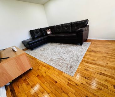 For Lease - 20 Hemingford Place, Whitby, Ontario - Photo 3