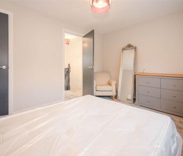 5 Richmond Court, Holywood, BT18 9TD - Photo 3