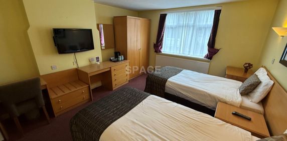 Connaught Road, Reading - Photo 2