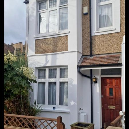 Room in a Shared House, Glenroy St, W12 - Photo 4