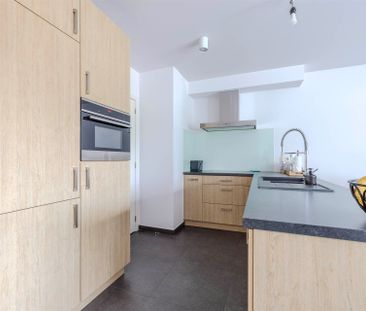 Appartement met 2 slaapkamers, terras en autostaanplaats - Foto 6