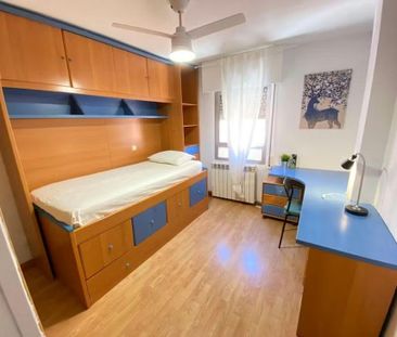 Calle de Graena, Madrid, Community of Madrid 28041 - Photo 1