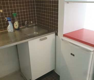 Location Appartement 1 pièce 27m² AIX EN PROVENCE 13100 - Photo 5