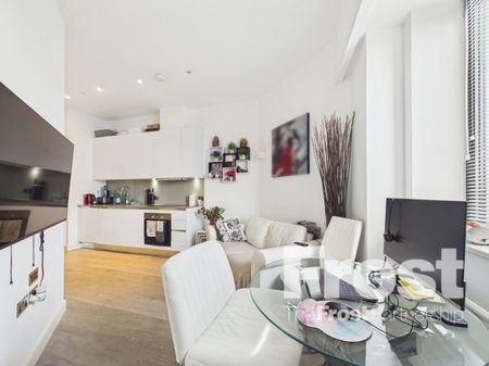 Wellington Street, Slough,SL1 - Photo 5