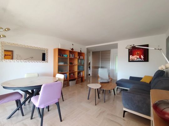 VENCE - Appartement trois pièces meublé avec garage et terrasse - Photo 1
