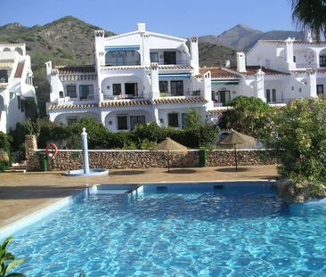 1 room luxury Apartment for rent in Nerja, Spain - Photo 3