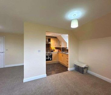 Bridle Court, Gloucester, GL2 - Photo 3