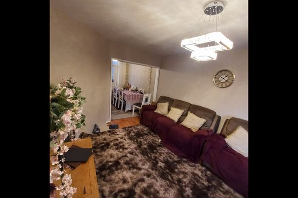 Room in a Shared House, Plymouth Drive, LE5 - Photo 1