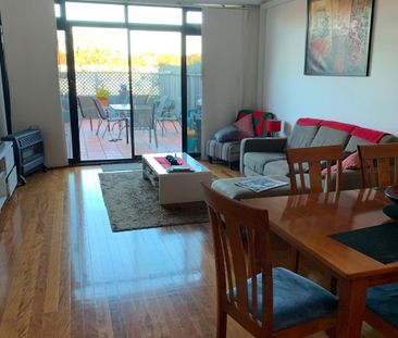 Beaconsfield - Photo 1