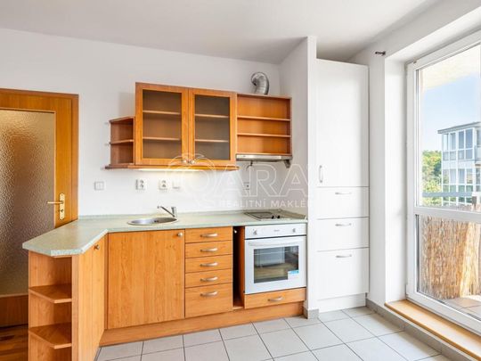 Pronájem bytu 1+kk 34 m2 - Fotografie 1
