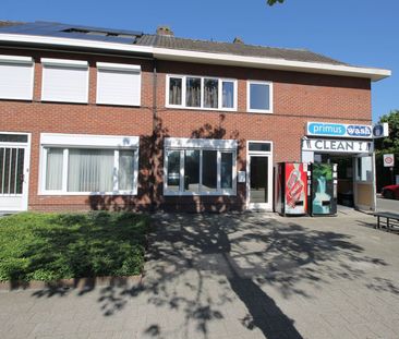 Een woning met 4 slaapkamers, autostaanplaats en stadskoer. - Photo 5