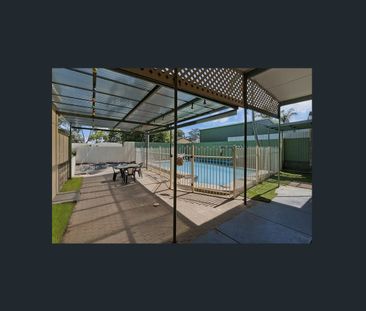 Spacious Low Maintenance Home With Inground Swimming Pool! Long Ter... - Photo 6