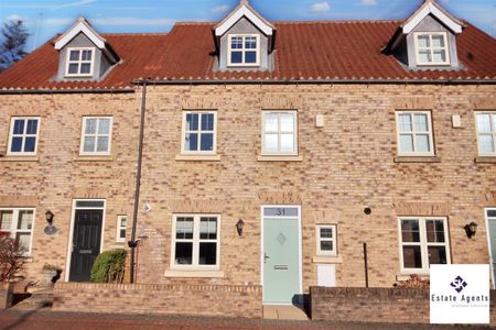 4 Bedroom House - Townhouse To Let - Photo 4