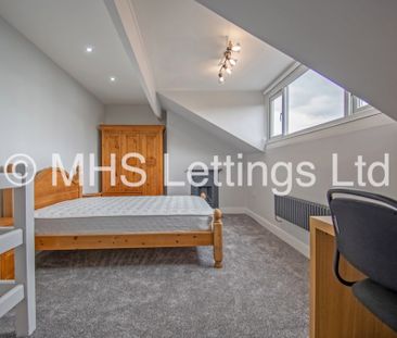2 Bedroom Mid Terraced House for rent in Haddon Place - Photo 4