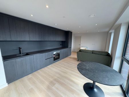 Waterhouse Tower, Dutton Street - Photo 5