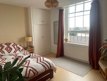 2 Bed Flat, Compton Avenue, BN1 - Photo 3